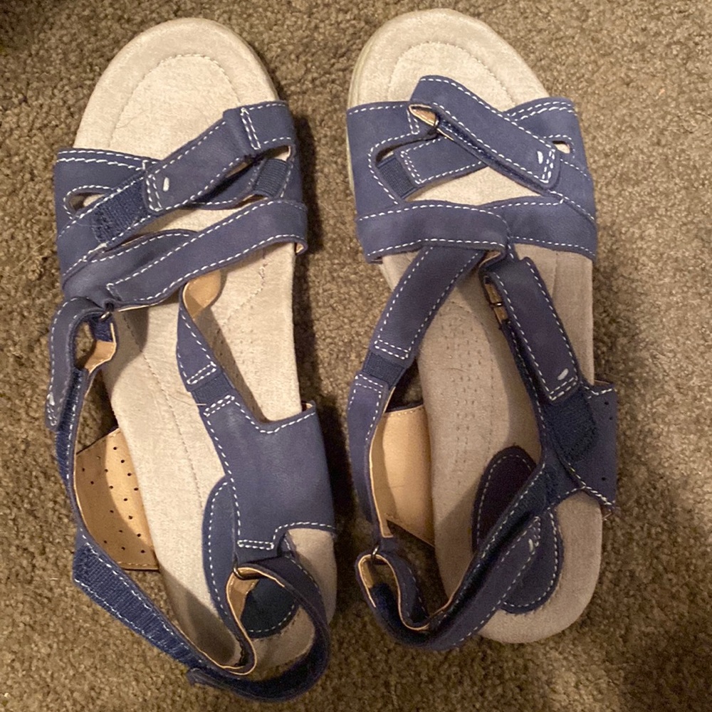 Earth origins sandals